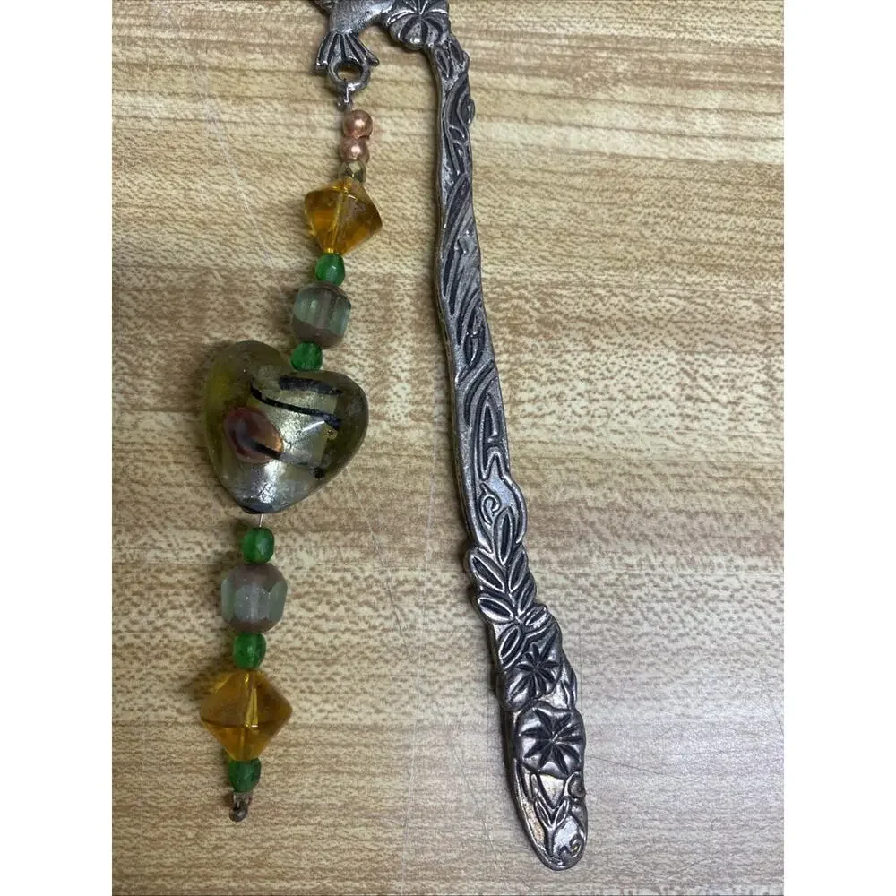 Handmade Hummingbird Bookmark Pewter Hook Beads Heart Charm